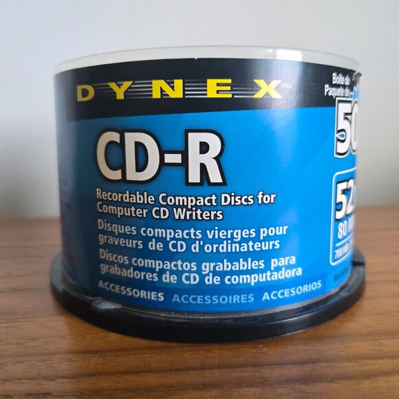 Lot of 26 NEW Dynex CD-R 52X 80 Min 700MB Recordable Compact Discs on spindle. - Picture 11 of 11